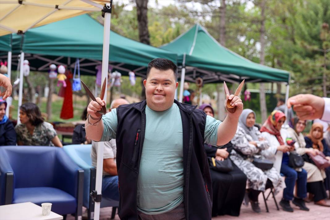 Haftalar içinde ölecekti! Konya'da sanatıyla hastalığı yendi 6